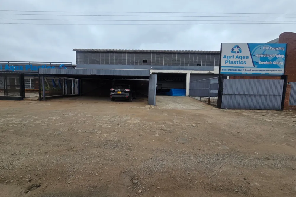 Commercial industrial property for sale in Donnington, Zimbabwe - 3ZB1749321