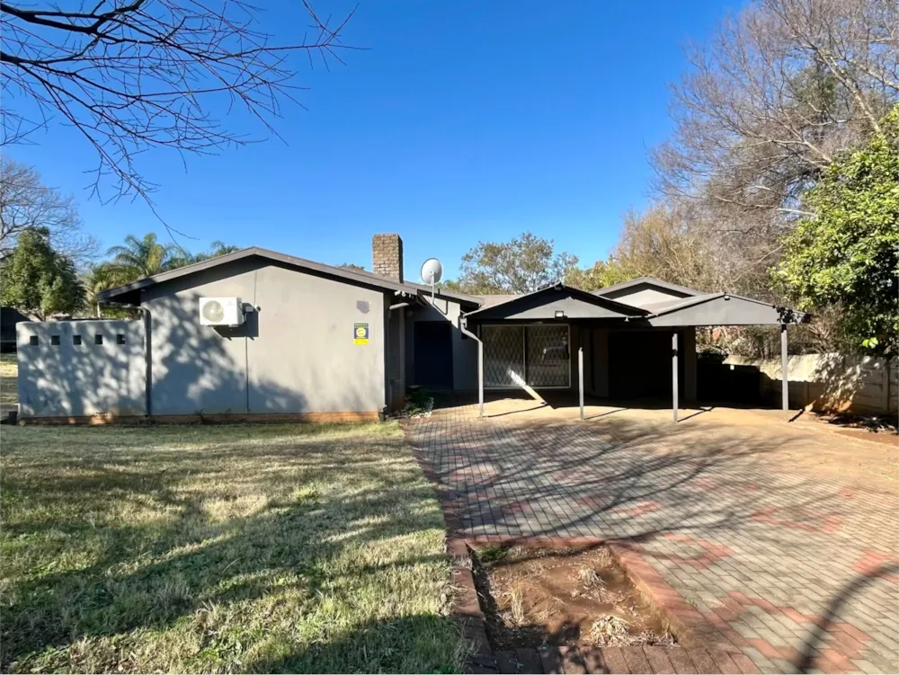 House for sale in Sunnyridge, Newcastle - 1NW1749386 House for sale in Sunnyridge, Newcastle - 1NW1749386