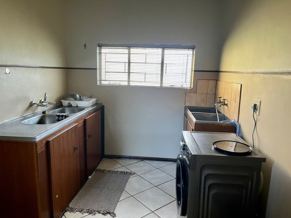 House for sale in Sunnyridge, Newcastle - 1NW1749386 House for sale in Sunnyridge, Newcastle - 1NW1749386