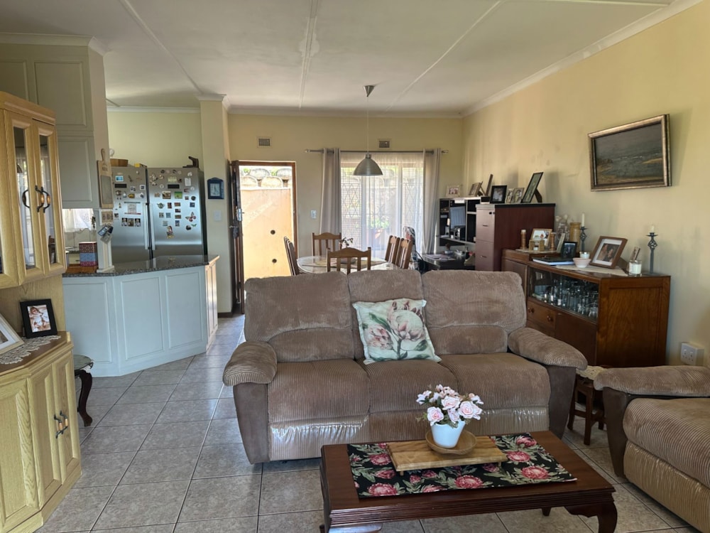 Townhouse for sale in Port Edward - 1PD1749409 Townhouse for sale in Port Edward - 1PD1749409