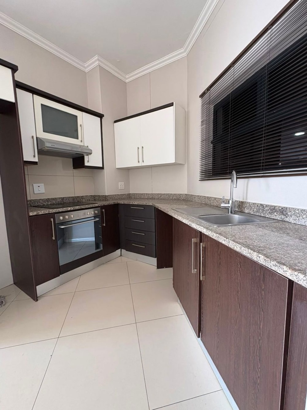 Apartment for sale in Durban North - 1ND1749437 Apartment for sale in Durban North - 1ND1749437
