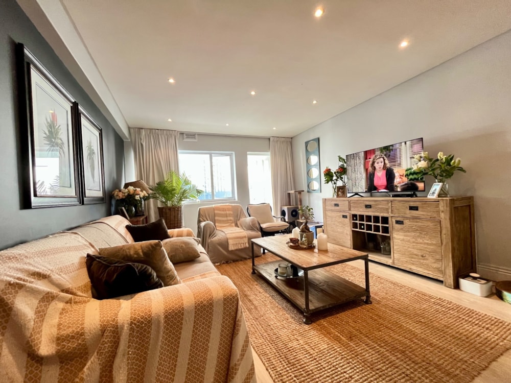 Apartment to rent in Three Anchor Bay - ASL1749579 Apartment to rent in Three Anchor Bay - ASL1749579