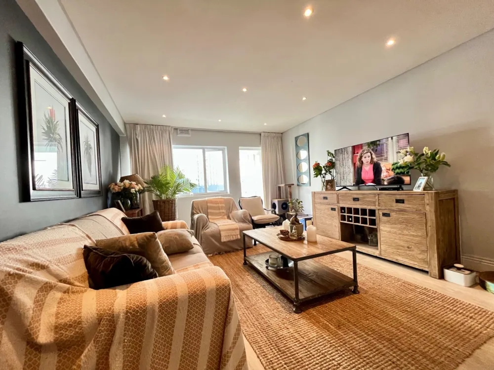 Apartment to rent in Three Anchor Bay - ASL1749579 Apartment to rent in Three Anchor Bay - ASL1749579