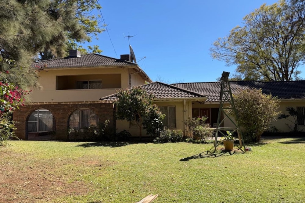 House for sale in Woodlands, Zimbabwe - 3ZB1749461 House for sale in Woodlands, Zimbabwe - 3ZB1749461