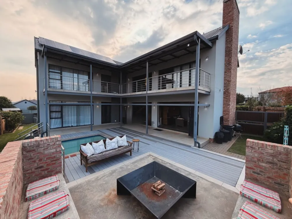 Double-storey house for sale in Van Der Hoff Park - 1PCH1749951 Double-storey house for sale in Van Der Hoff Park - 1PCH1749951