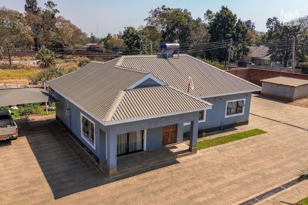 Cluster for sale in Waterfalls, Zimbabwe - 3ZB1749481 Cluster for sale in Waterfalls, Zimbabwe - 3ZB1749481