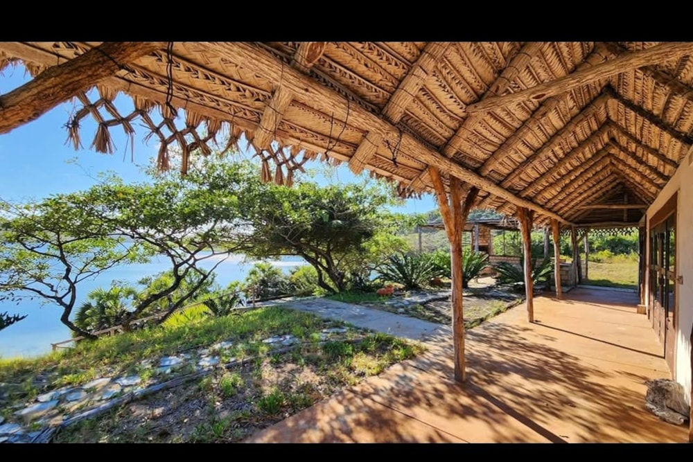 Beachfront villa for sale in Dongane, Mozambique - 3MQ1749486 Beachfront villa for sale in Dongane, Mozambique - 3MQ1749486