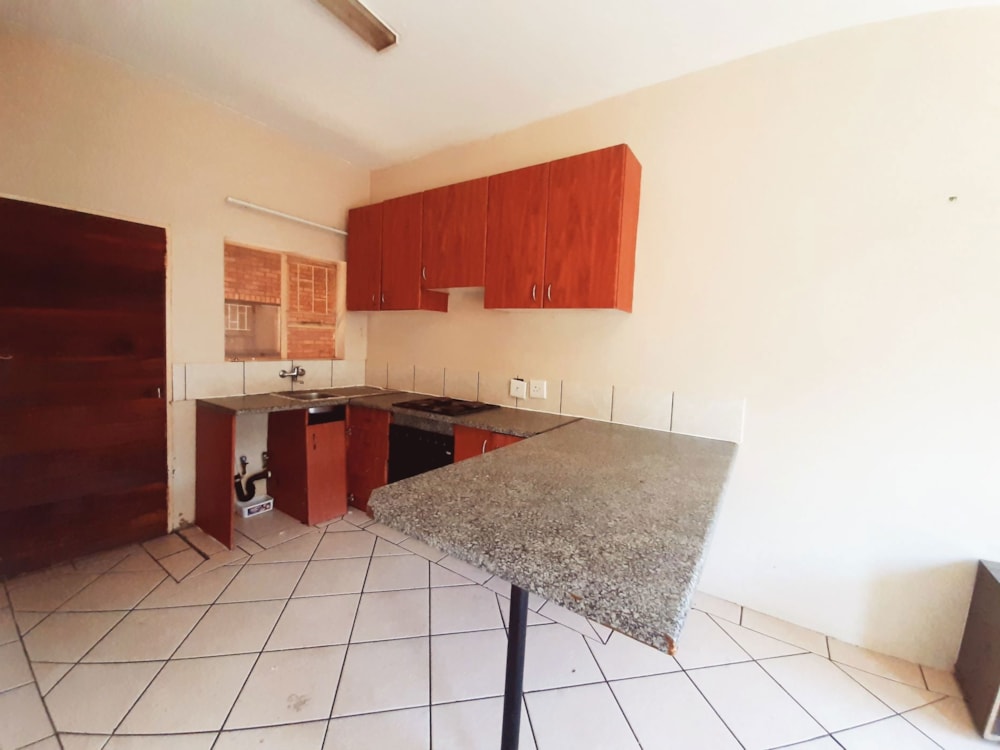 Apartment for sale in Krugersdorp Central - 1KR1749640