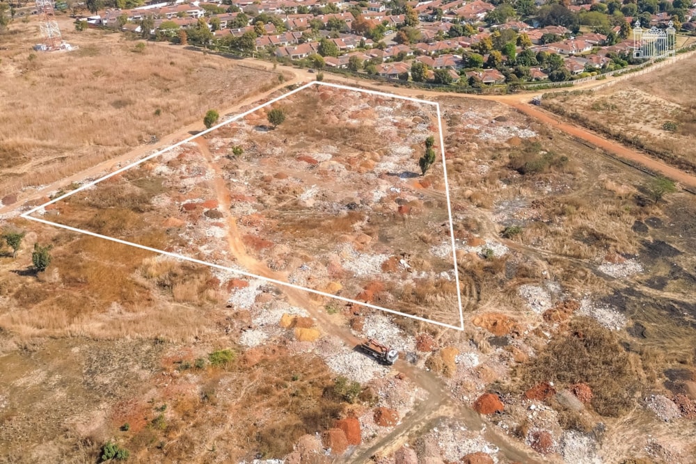 Vacant land for sale in Borrowdale, Zimbabwe - 3ZB1750788 Vacant land for sale in Borrowdale, Zimbabwe - 3ZB1750788