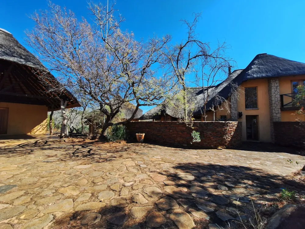 Single-storey house for sale in Lydenburg Rural (Mashishing Rural) - 1LY1749664 Single-storey house for sale in Lydenburg Rural (Mashishing Rural) - 1LY1749664