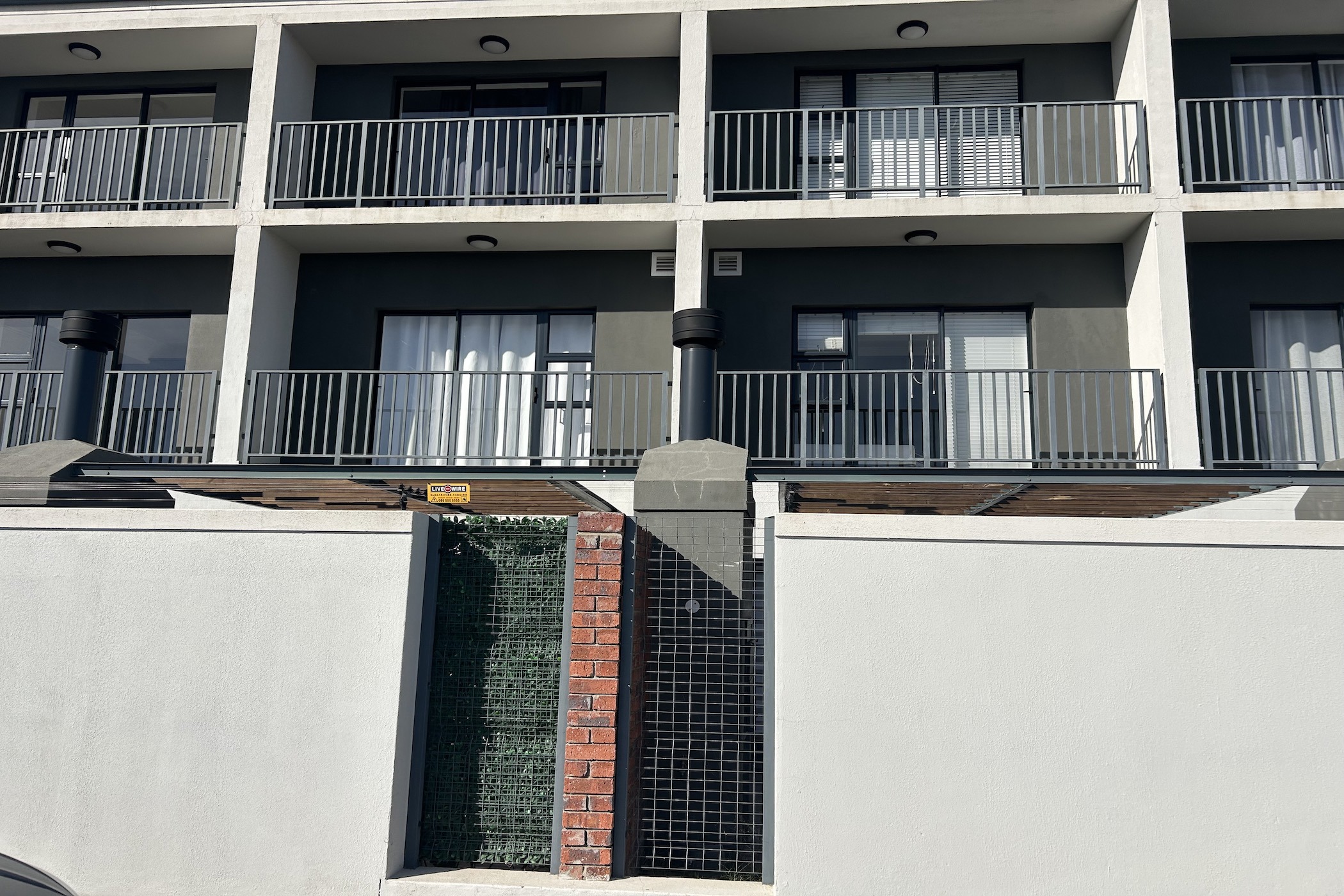 Apartment to rent in Sandown, Blouberg - 1TV1749576