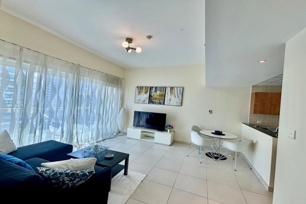 Apartment to rent in Marina View Tower A, United Arab Emirates - 5DB1750856 Apartment to rent in Marina View Tower A, United Arab Emirates - 5DB1750856