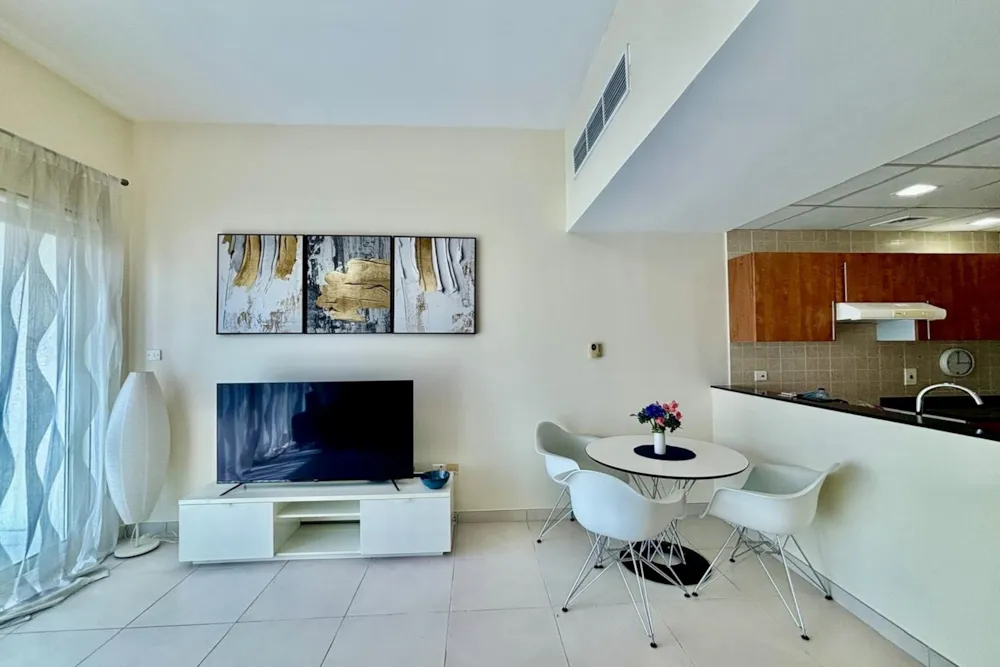 Apartment to rent in Marina View Tower A, United Arab Emirates - 5DB1750856
