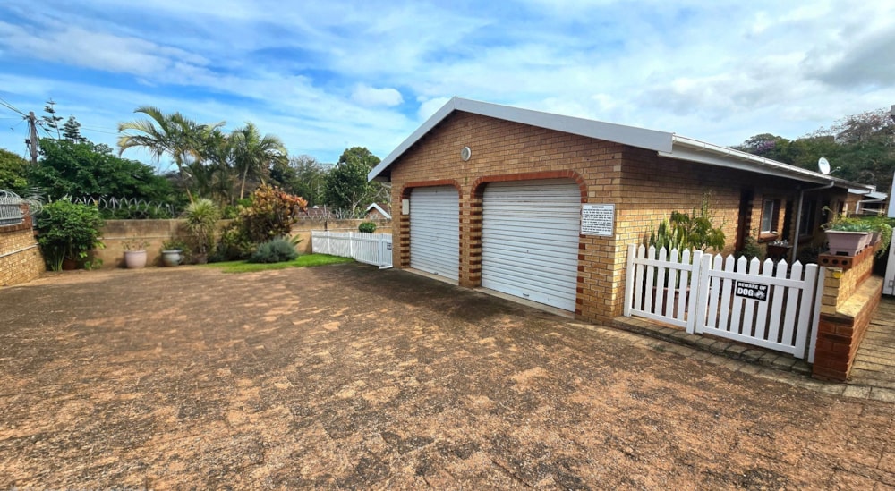 Townhouse for sale in Uvongo - 1PSH1749948 Townhouse for sale in Uvongo - 1PSH1749948