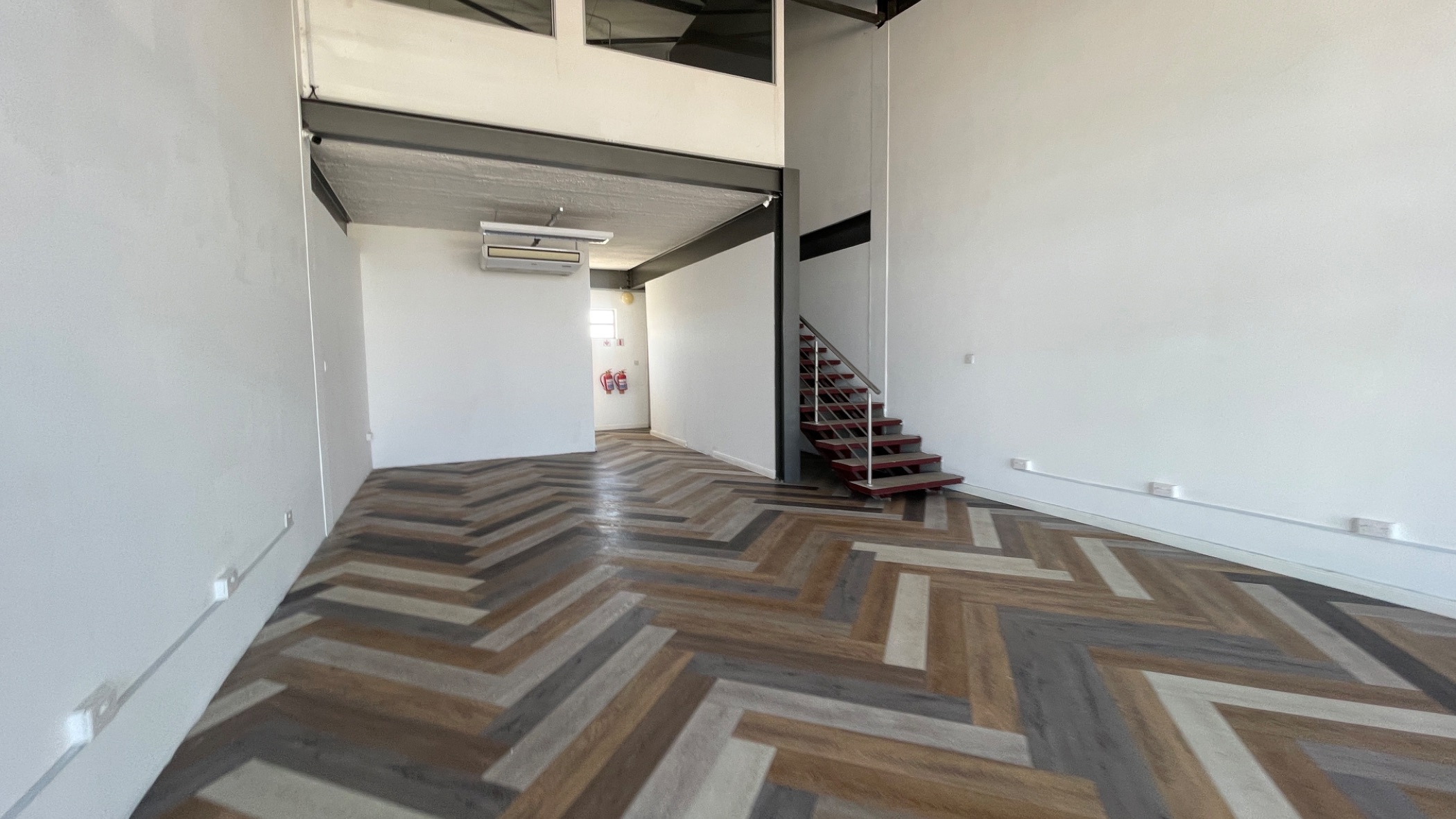 Commercial retail property to rent in Setlhoa, Botswana - 3BO1749618