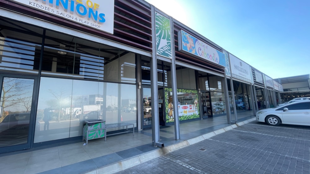 Commercial retail property to rent in Setlhoa, Botswana - 3BO1749618 Commercial retail property to rent in Setlhoa, Botswana - 3BO1749618