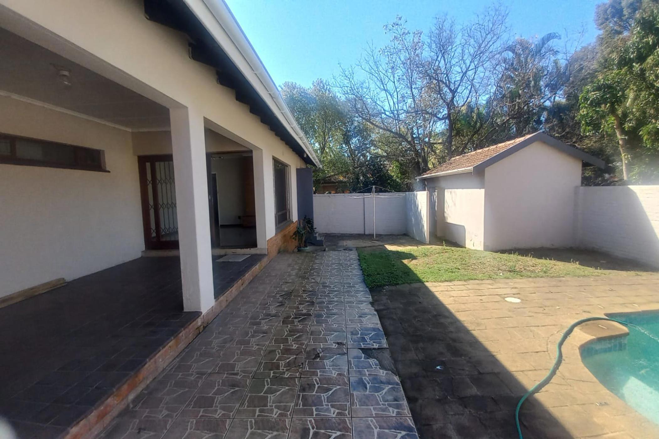 House to rent in Rouken Glen - 1WP1749623
