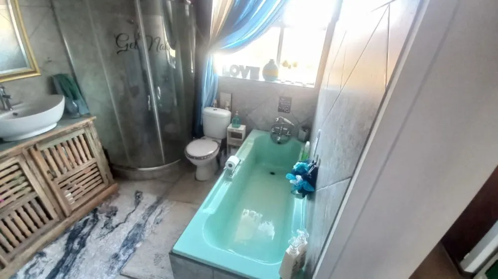 Apartment for sale in Strubenvale - 1SP1749632 Apartment for sale in Strubenvale - 1SP1749632