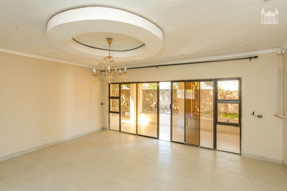 House for sale in Zimre Park, Zimbabwe - 3ZB1749648 House for sale in Zimre Park, Zimbabwe - 3ZB1749648