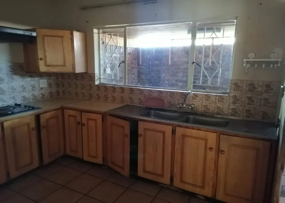 House for sale in Hendrina - 1MD1749688 House for sale in Hendrina - 1MD1749688