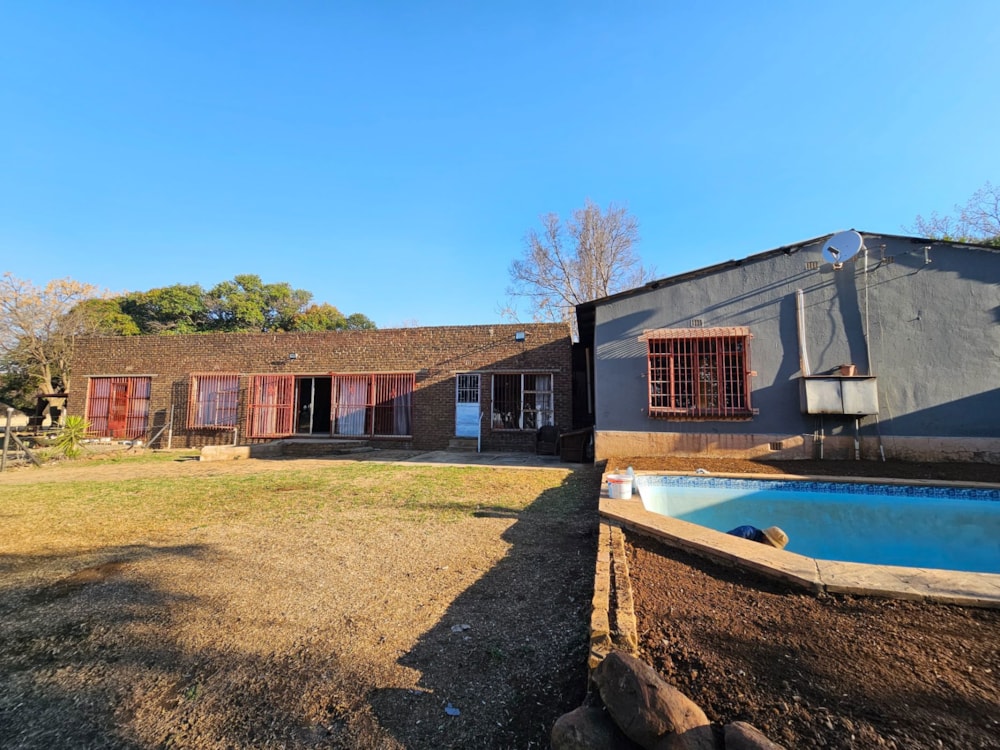 Smallholding for sale in Eendracht AH - 1SP1750496 Smallholding for sale in Eendracht AH - 1SP1750496