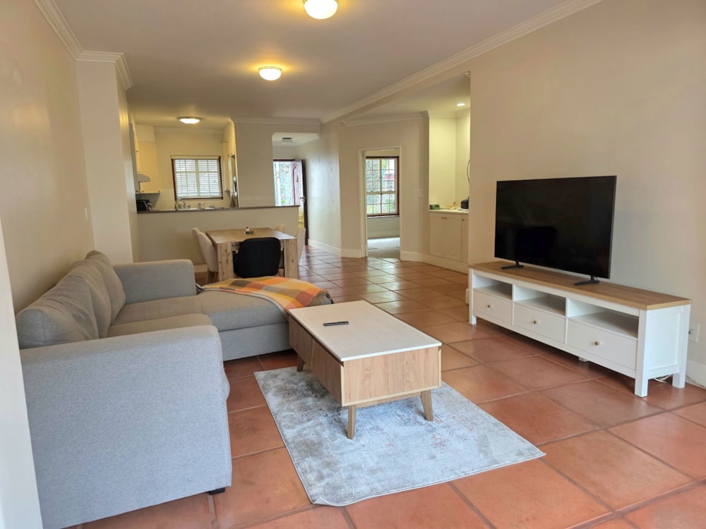 Apartment to rent in Saxonwold - JBL1750495 Apartment to rent in Saxonwold - JBL1750495