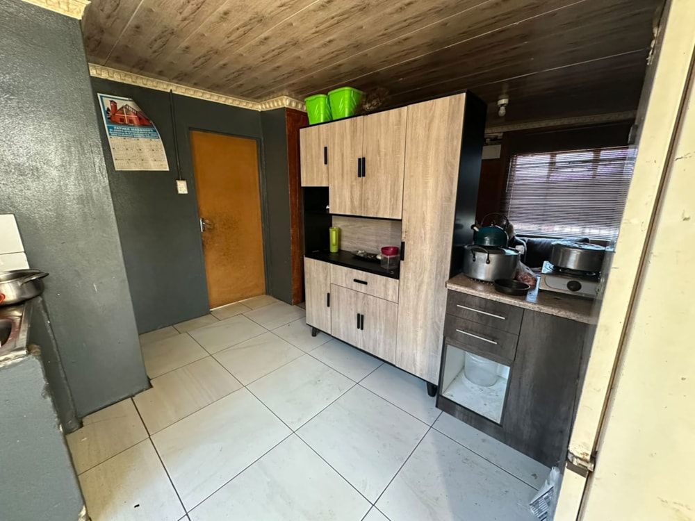 House for sale in Bloemside - 1BX1749741