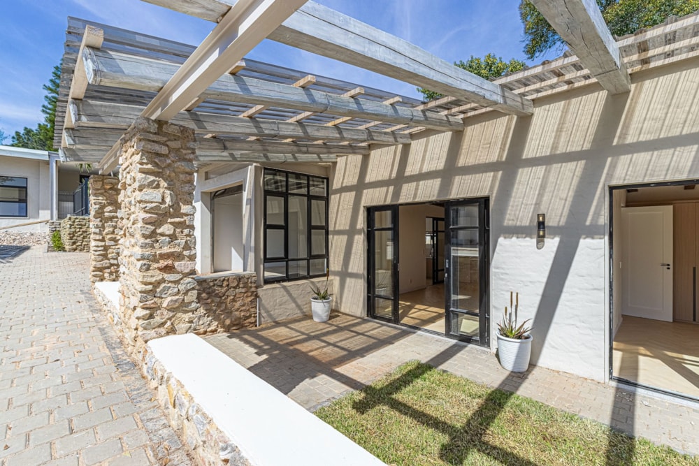 Townhouse to rent in Bryanston West - JBL1749852 Townhouse to rent in Bryanston West - JBL1749852