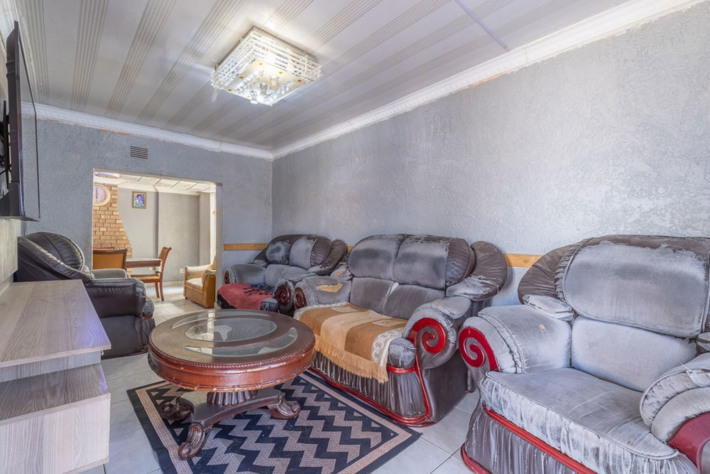 House for sale in Tembisa - KTP1749891
