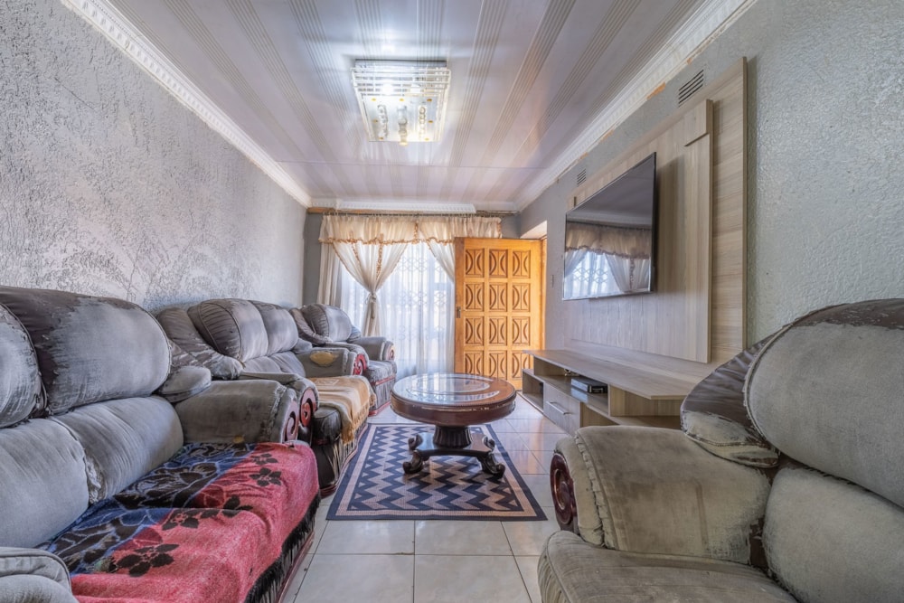 House for sale in Tembisa - KTP1749891