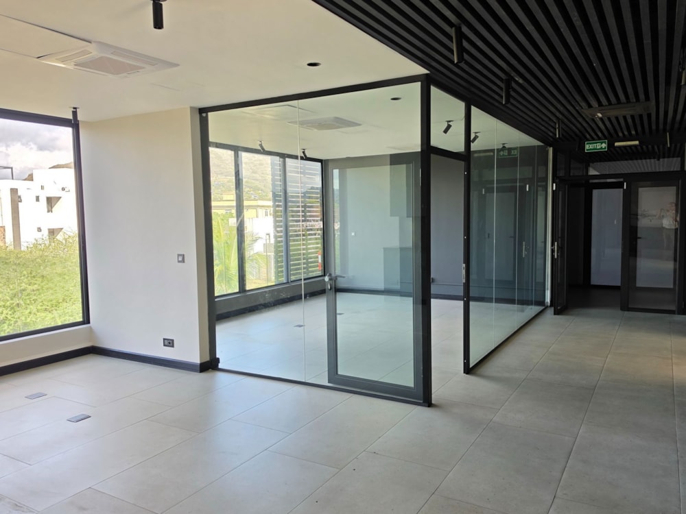 Commercial office to rent in Tamarin, Mauritius - MUR1749927