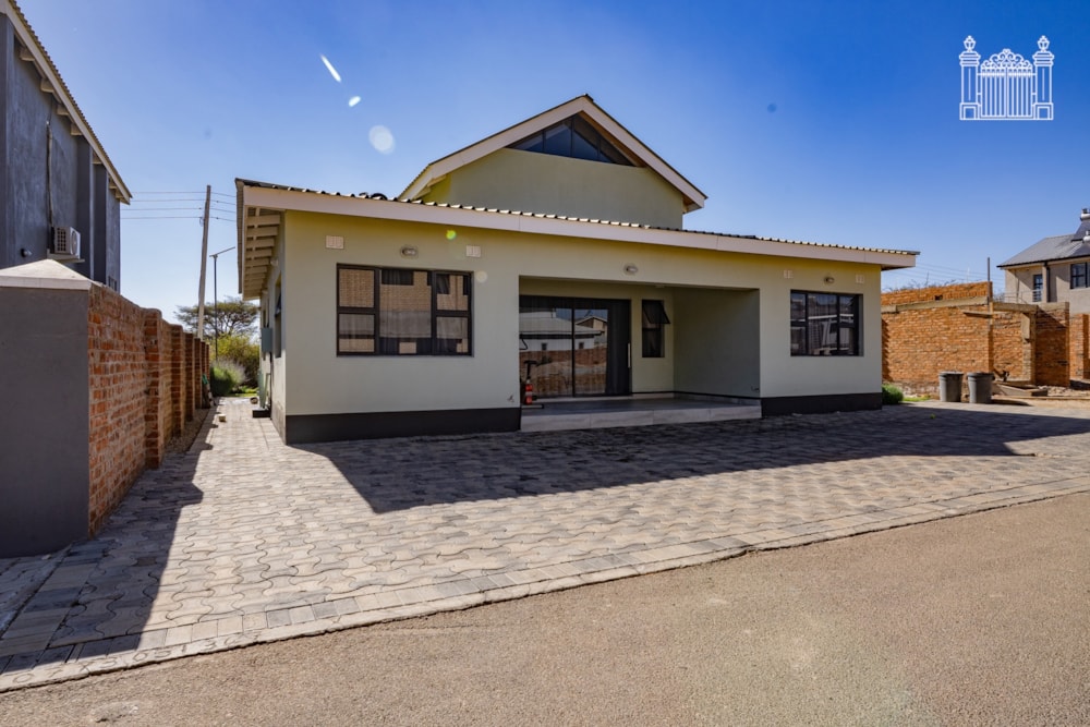 Cluster for sale in Harare South, Zimbabwe - 3ZB1749962