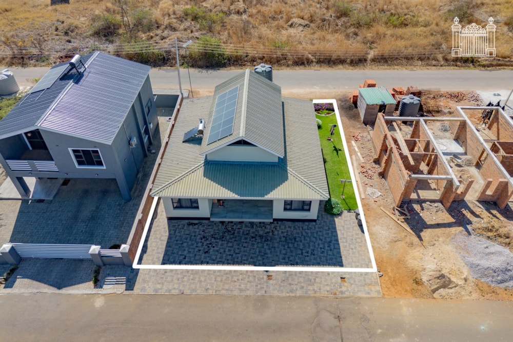 Cluster for sale in Harare South, Zimbabwe - 3ZB1749962