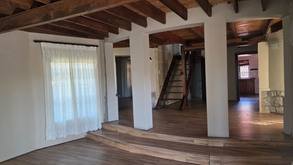 House for sale in Port Edward - 1PD1750004
