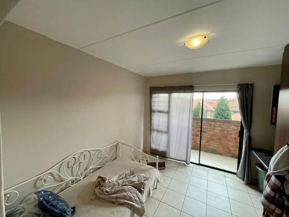 Apartment for sale in Mooivallei Park, Potchefstroom - 1PCH1750013