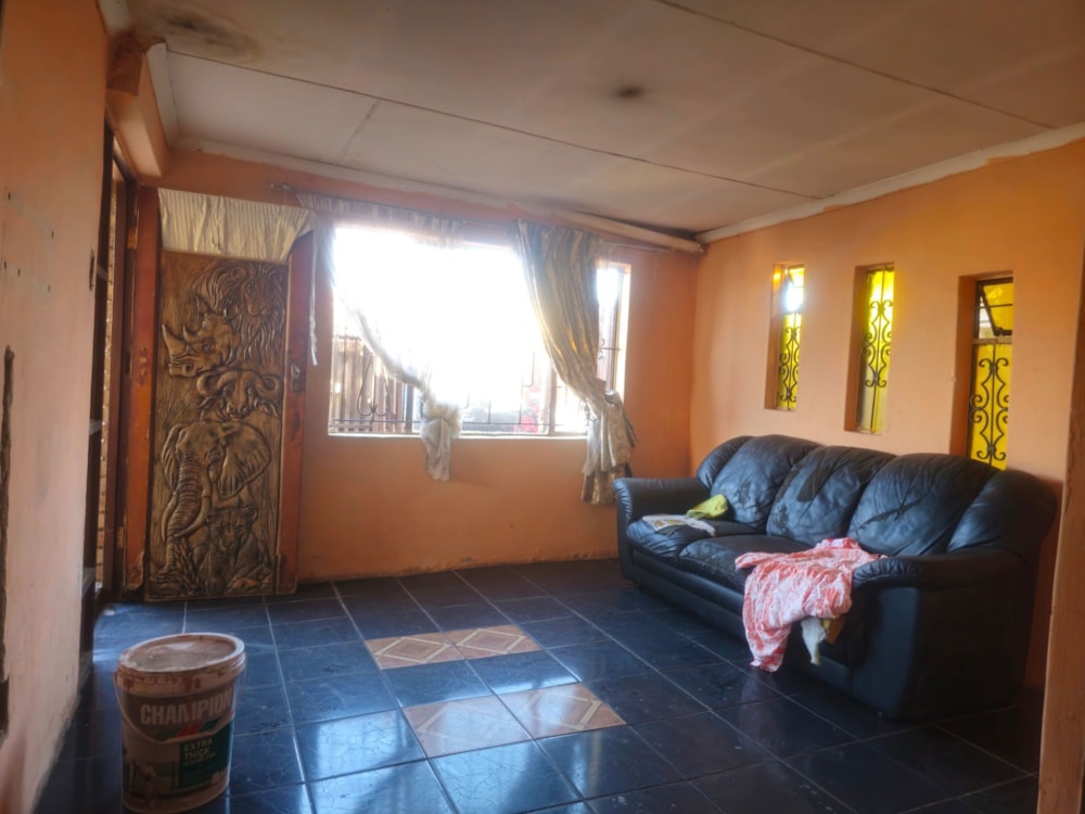 House for sale in Moleleki - BOK1750302 House for sale in Moleleki - BOK1750302