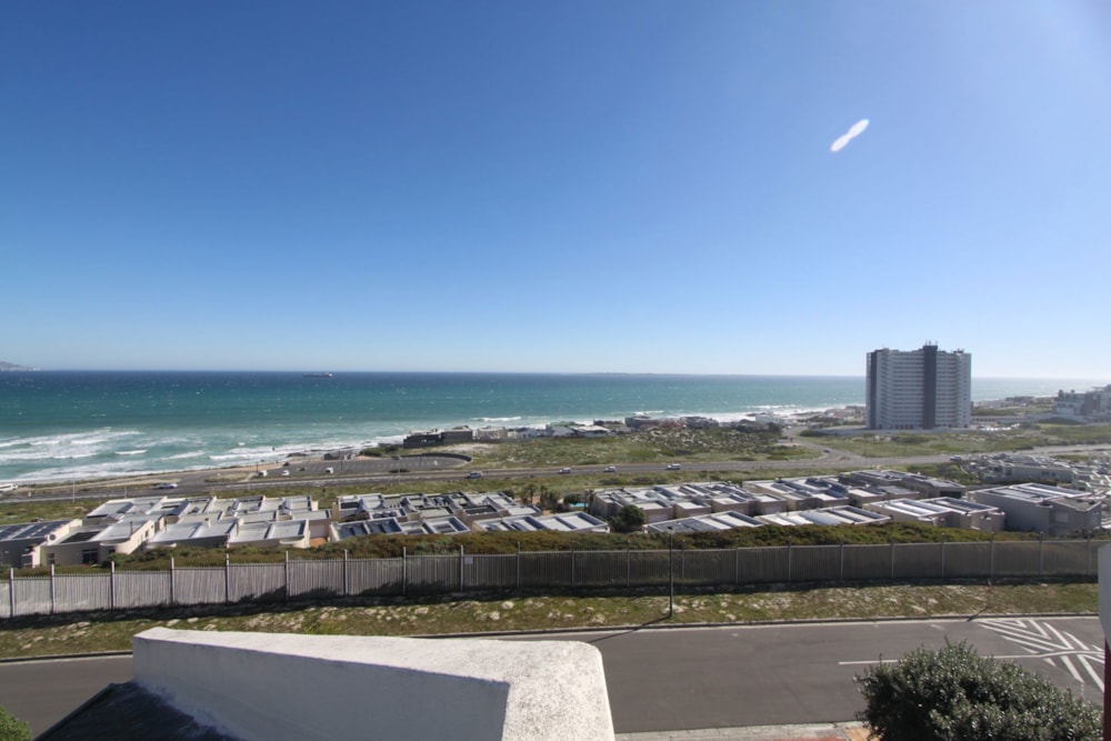 House for sale in Bloubergstrand - 1TV1750298
