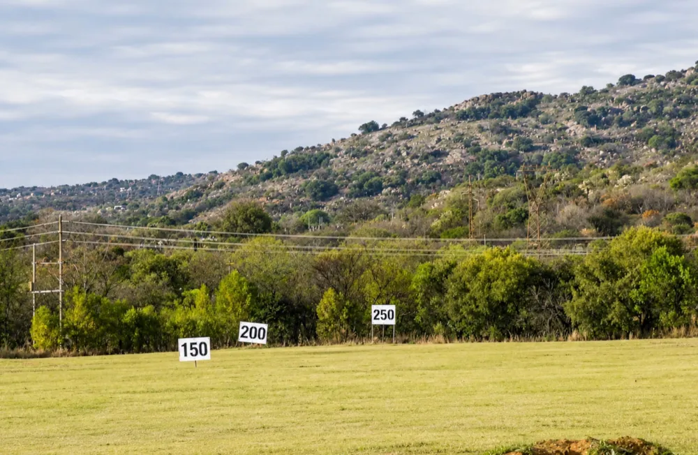 Mixed use farm for sale in Rustenburg Rural - 1RU1750182 Mixed use farm for sale in Rustenburg Rural - 1RU1750182