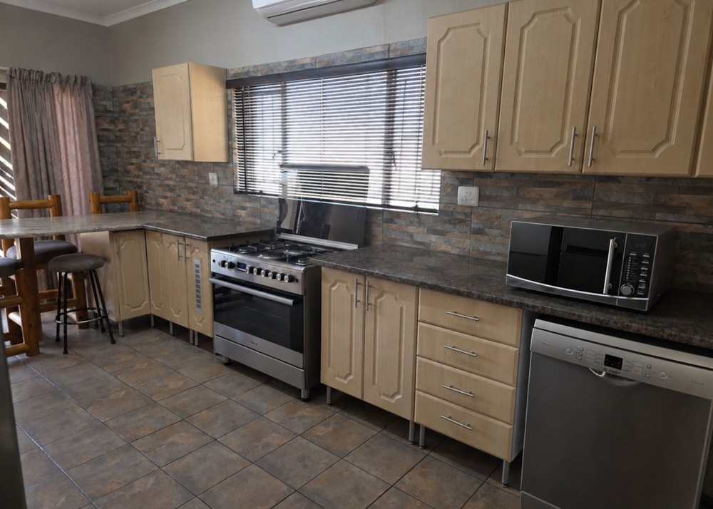 House for sale in Newcastle - 1NW1750415 House for sale in Newcastle - 1NW1750415