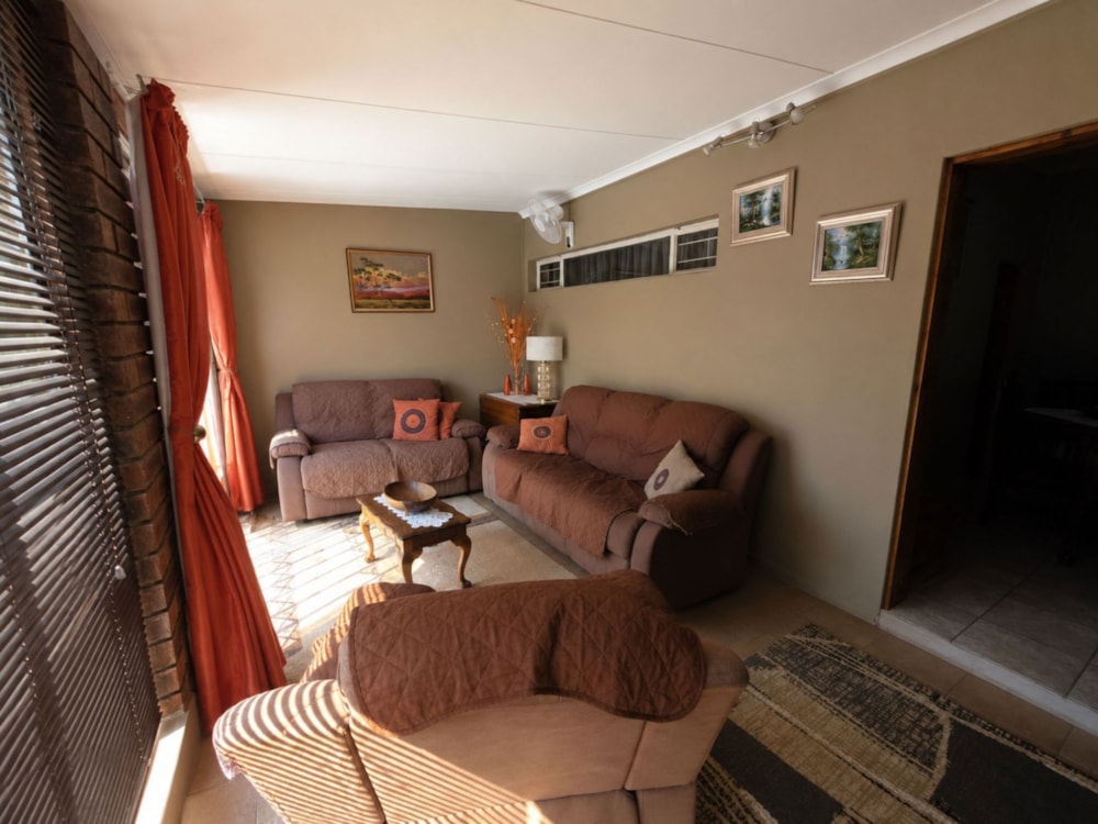 House for sale in Newcastle - 1NW1750415 House for sale in Newcastle - 1NW1750415