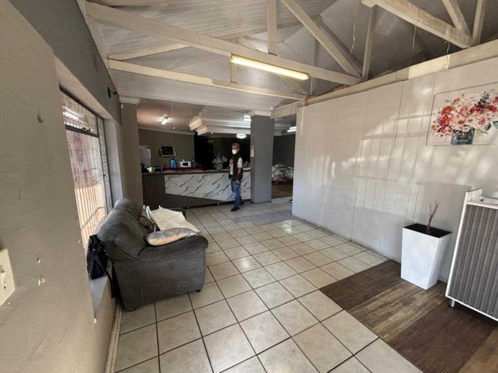 Commercial Building for sale in Witbank Central (eMalahleni Central) - 1WD1750200 Commercial Building for sale in Witbank Central (eMalahleni Central) - 1WD1750200