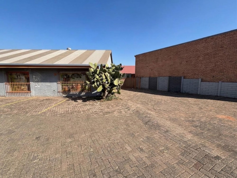 Commercial Building for sale in Witbank Central (eMalahleni Central) - 1WD1750200 Commercial Building for sale in Witbank Central (eMalahleni Central) - 1WD1750200