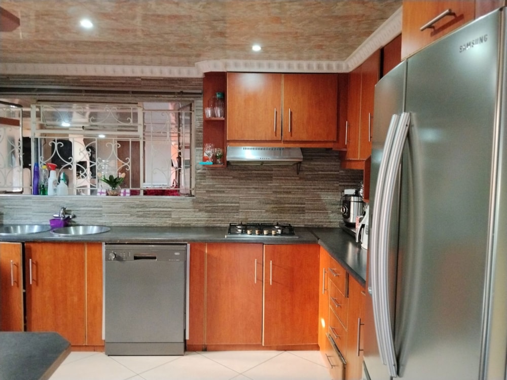 House for sale in Roodepan - 1KJ1750601 House for sale in Roodepan - 1KJ1750601