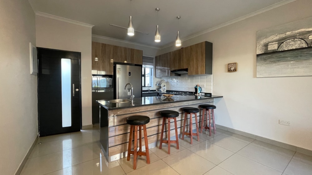 Townhouse to rent in Broadhurst, Botswana - 3BO1750279 Townhouse to rent in Broadhurst, Botswana - 3BO1750279