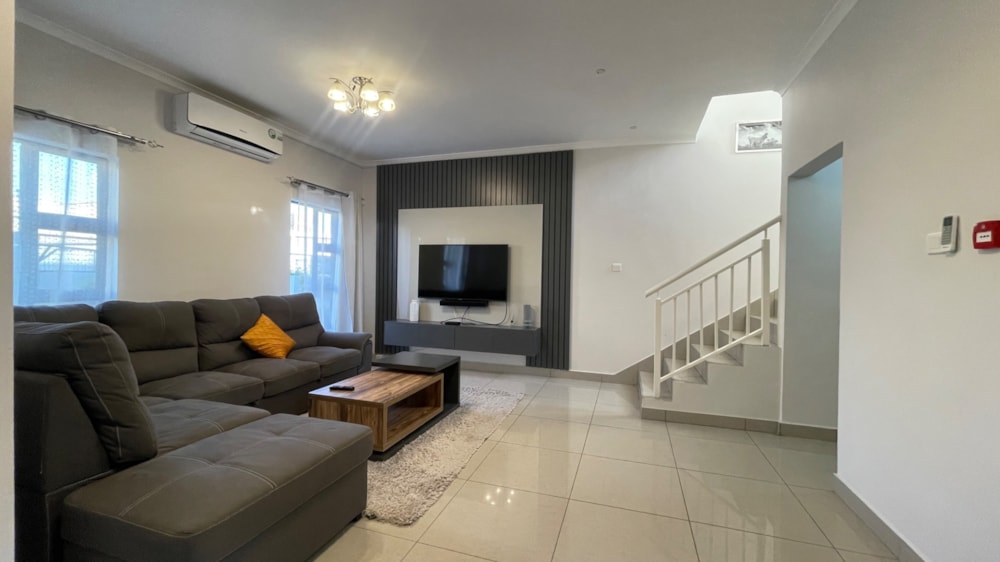 Townhouse to rent in Broadhurst, Botswana - 3BO1750279 Townhouse to rent in Broadhurst, Botswana - 3BO1750279