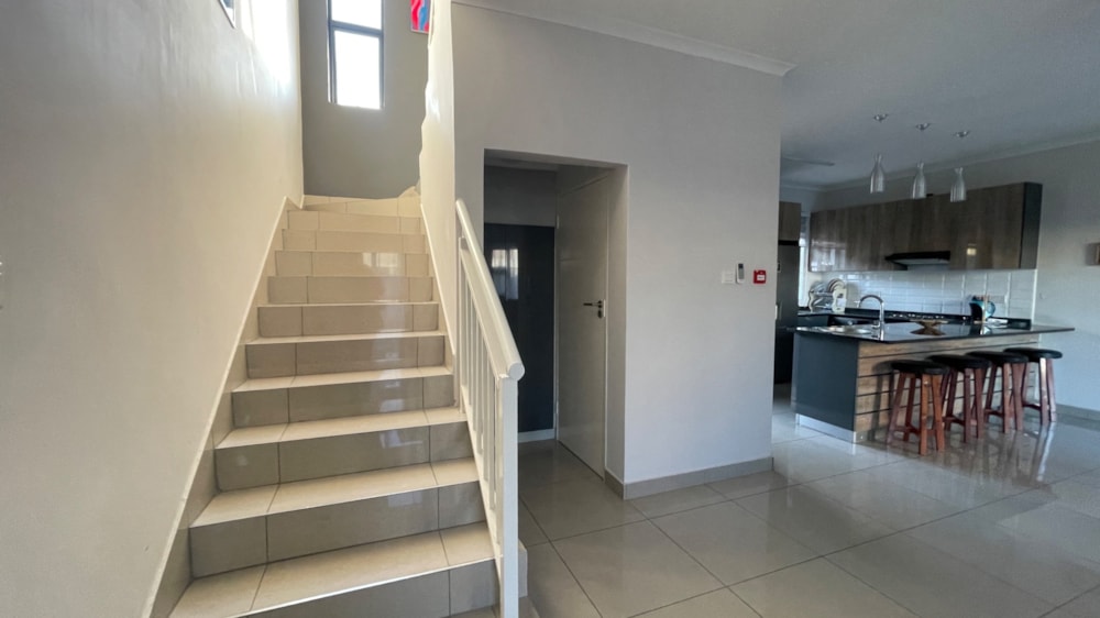Townhouse to rent in Broadhurst, Botswana - 3BO1750279 Townhouse to rent in Broadhurst, Botswana - 3BO1750279