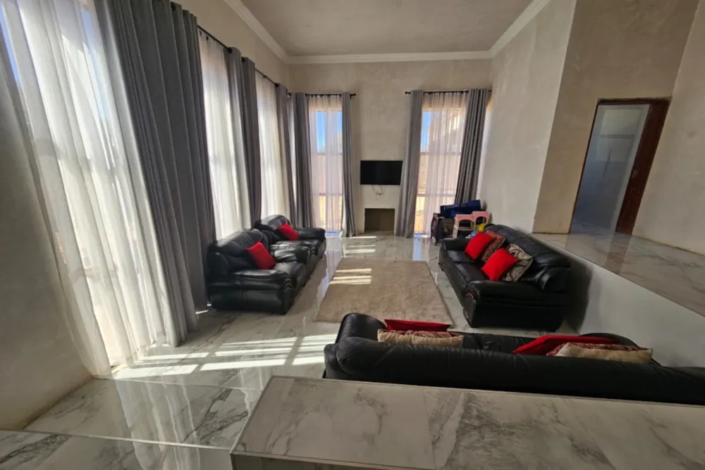 House for sale in Matsheumhlope, Bulawayo, Zimbabwe - 3ZB1750314 House for sale in Matsheumhlope, Bulawayo, Zimbabwe - 3ZB1750314