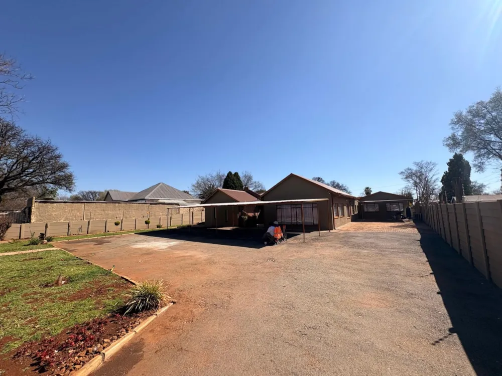 House to rent in Potchefstroom - 1PCH1750335 House to rent in Potchefstroom - 1PCH1750335
