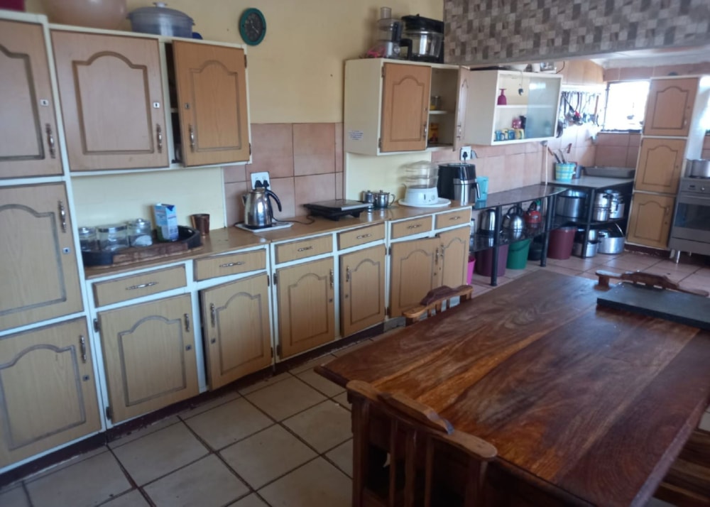 Guesthouse for sale in Hendrina - 1MD1750368 Guesthouse for sale in Hendrina - 1MD1750368