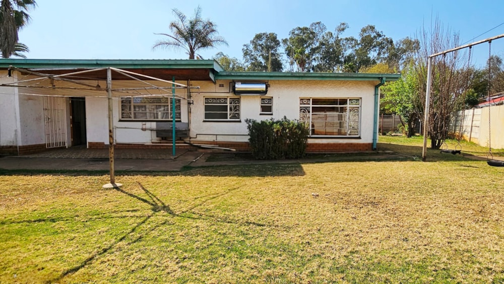 House for sale in Lydenburg (Mashishing) - 1LY1750454 House for sale in Lydenburg (Mashishing) - 1LY1750454